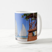 Mug Catamarans et support de maître nageur sur la (Devant droit)
