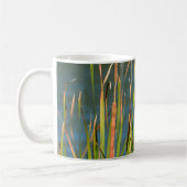 Mug Cattails sur le front de mer Photographie (Gauche)