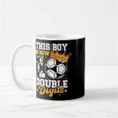 Mug Ce garçon a maintenant 10 ans à double chiffre Foo (Gauche)