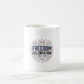 Mug Célébration de la liberté 4 juillet conception de (Centre)