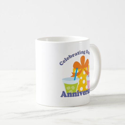 Mug Célébration de notre 28ème cadeau d'anniversaire (Devant droit)