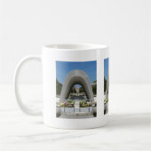 Mug Cénotaphe commémoratif d'Hiroshima (Gauche)