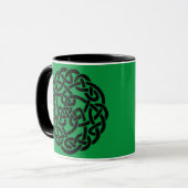 Mug Cercle Celtique irlandais vert et noir (Devant gauche)