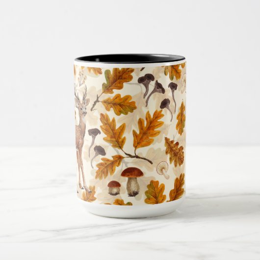 Mug Cerf dans la forêt automnale (Centre)