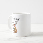 Mug Cerfs communs drôles avec le fusil et le casquette (Devant gauche)