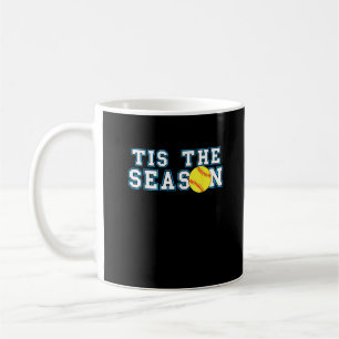 Mug C'est la saison d'entraîneur de softball Créatif D