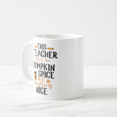 Mug Cet Enseignant Fonctionne Sur L'Épice Citrouille E (Devant gauche)