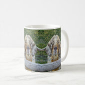 Mug Cette chèvre de ferme amicale vous regarde. (Devant droit)