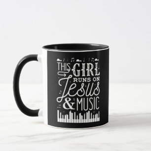 Mug Cette fille court sur Jésus et musique country