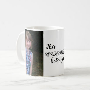 Mug Cette grand-mère appartient à la photo personnalis