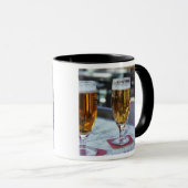 Mug Chablis; deux bières fraîches à 42 degrés par une  (Devant droit)