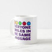 MUG CHACUN SOURIT DANS LA MÊME LANGUE (Devant gauche)