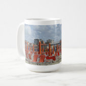 Mug Chaises de plage (Devant gauche)