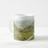 MUG CHAMP ET MONTAGNE VERTS (Devant gauche)