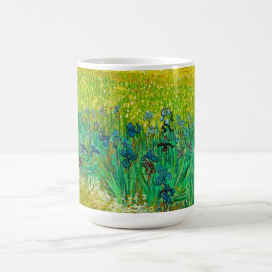 Mug Champ Van Gogh avec Irises près d'Arles (Centre)