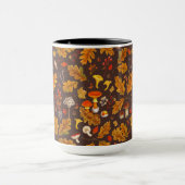 Mug Champignons forestiers et flore d'automne sur brun (Centre)