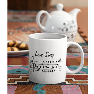 Mug Chant d'amour, oiseaux assis entre les notes music