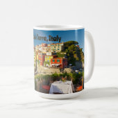 Mug Charme côtier Cinque Terre Italie Aquarelle | (Devant droit)