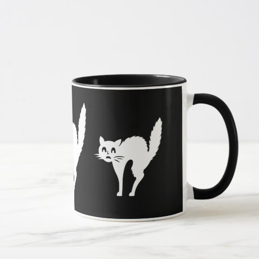 Mug chat blanc fâché drôle avec de retour arqué (Droite)