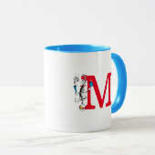 Mug Chat dans l'exploit d'équilibrage de monogramme M (Devant droit)