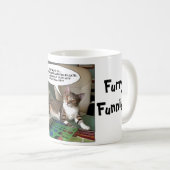 Mug Chat de Funnies velu "avec une souris ? " (Devant droit)