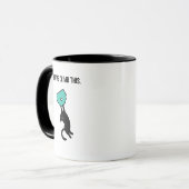 Mug Chat drôle qui grimpe saisit une prise de grimpe (Devant gauche)