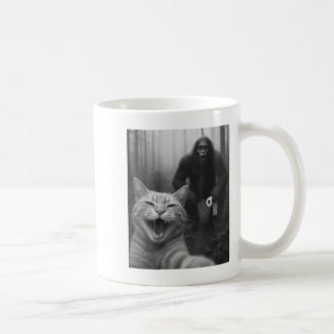 Mug Chat Drôle Surpris Happy Selfie Avec Bigfoot Doin