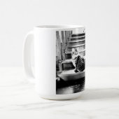 Mug Chat et escaliers (Devant gauche)