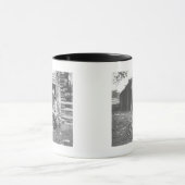 Mug Chat mangeant hors d'un café Can. (Centre)