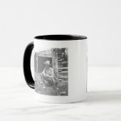 Mug Chat mangeant hors d'un café Can. (Devant gauche)