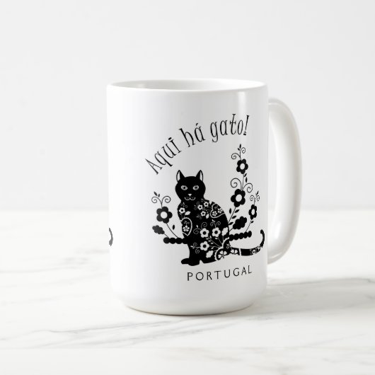 Mug Chat noir avec fleurs et expression portugaise (Devant droit)
