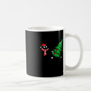 Mug Chat noir drôle poussant l'arbre de Noël sur le ch