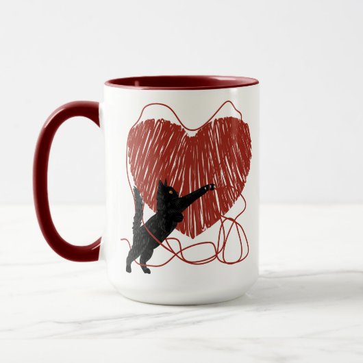 Mug Chat Noir Jouant Déraviser le Coeur Rouge (Gauche)