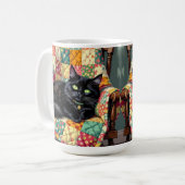 Mug Chat noir mignon sur chaise à rocher (Devant gauche)