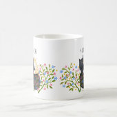 Mug Chat orange tabby et chat noir dans des fleurs per (Centre)