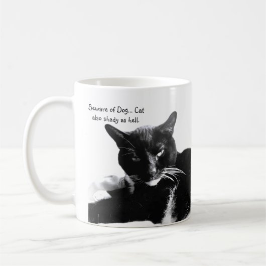 Mug Chat Smoking avec un Sourire Sournois (Gauche)