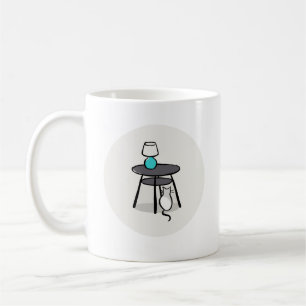 Mug Chat sous la boîte de table