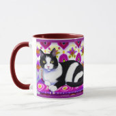 Mug Chat Tuxedo noir et blanc sur un coussin (Gauche)