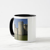 Mug Château de Bodiam (1385), reflété dans les douves, (Devant gauche)
