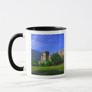 Mug Château de Fenis près des Alpes italiennes à Fenis