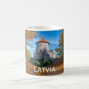 Mug Château médiéval entouré de forêt