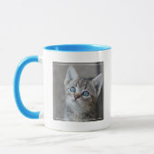 Mug Chaton mignon dans le jardin (Gauche)