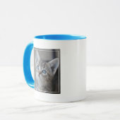 Mug Chaton mignon dans le jardin (Devant gauche)