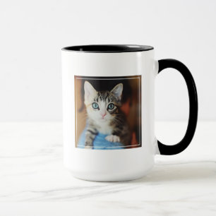Mug Chaton observé par bleu lumineux