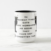 Mug Chats adorés comme dieux ; Ils n'ont pas oublié (Centre)