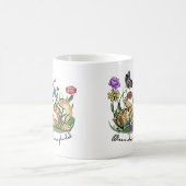 Mug Chatte de chat jouant jardin fleurs papillon fleur (Centre)