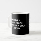 Mug Chauffeur de camion Citation de travail drôle (Devant gauche)