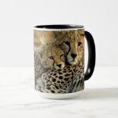 Mug Cheetah Cub Snuggling (Devant droit)