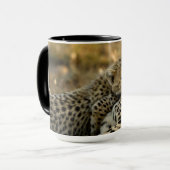 Mug Cheetah Cub Snuggling (Devant gauche)