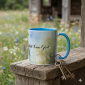 Mug Chemin rustique d'église dans une prairie de fleur